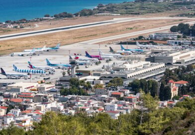 Διεθνής αεροπορική κίνηση: Πόσο “κόστισαν” στη Ρόδο οι πυρκαγιές